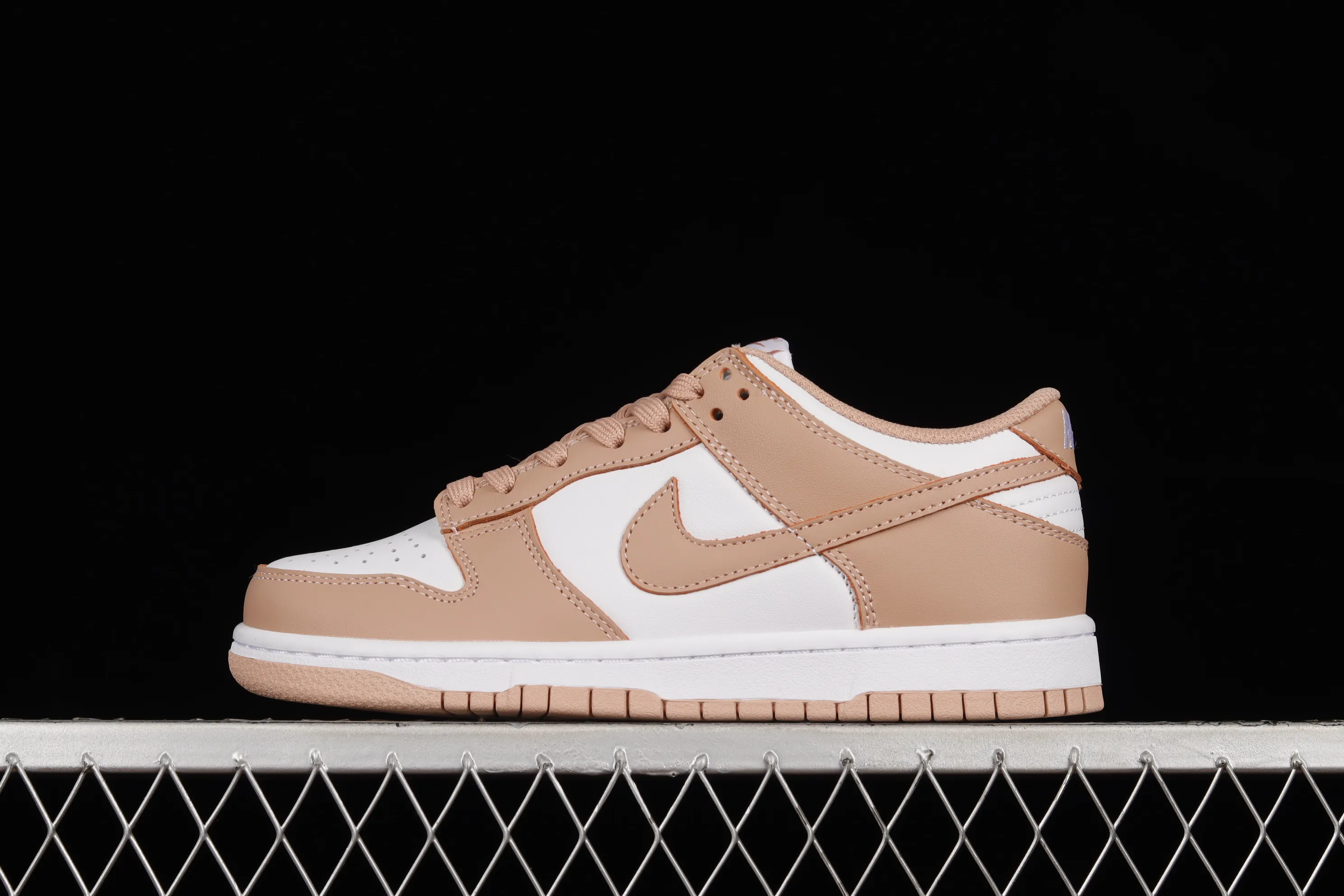 All categories Nk SB Dunk series Nk SB Dunk Low low-top sneakers J version Nk Dunk Low "Rose Whisper" rose pink SB low-top sports and leisure sneakers DD1503-118
